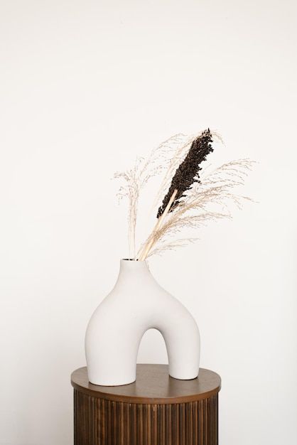 Vase 8